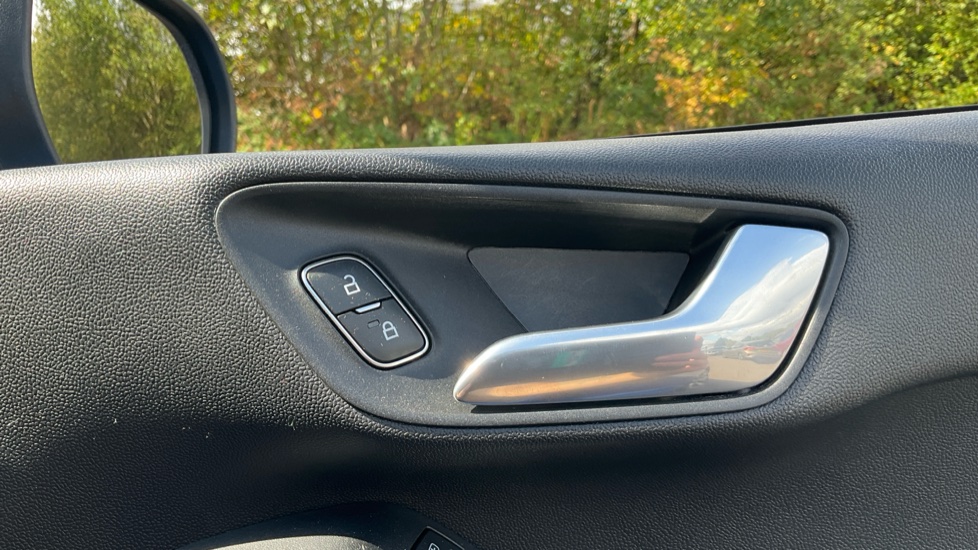 Ford Fiesta 1.0 EcoBoost Hybrid mHEV 125 ST-Line Edition 5dr Petrol Hatchback - Image 29
