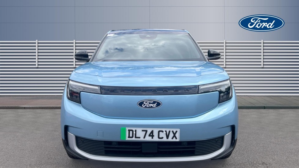 Ford Explorer 210kW Premium 77kWh 5dr Auto Electric Estate - Image 3