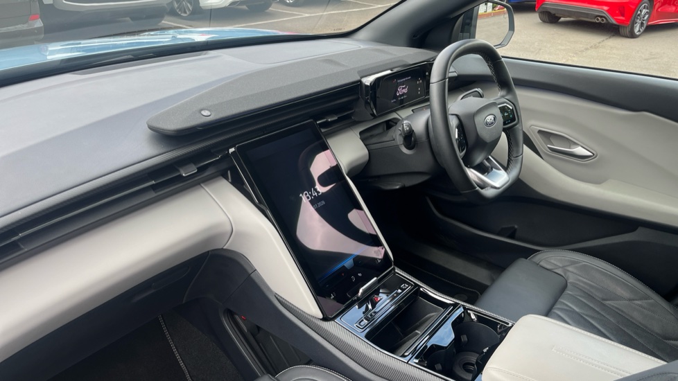 Ford Explorer 210kW Premium 77kWh 5dr Auto Electric Estate - Image 9