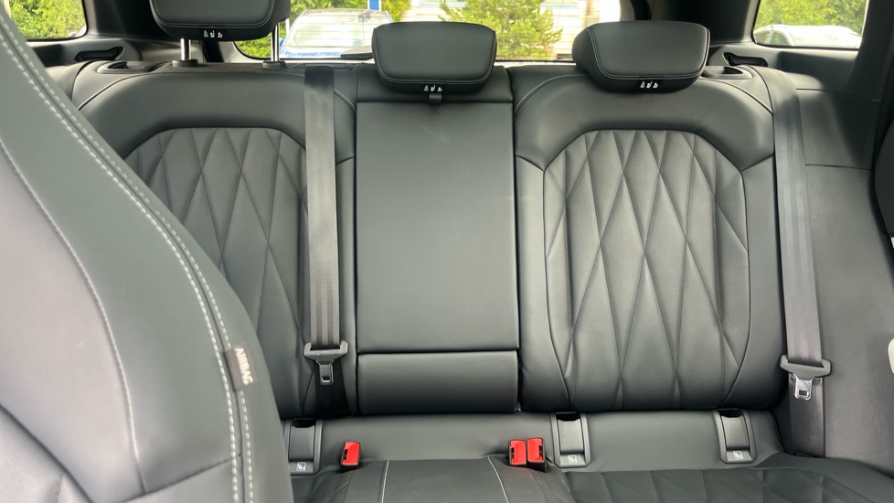 Ford Explorer 210kW Premium 77kWh 5dr Auto Electric Estate - Image 15