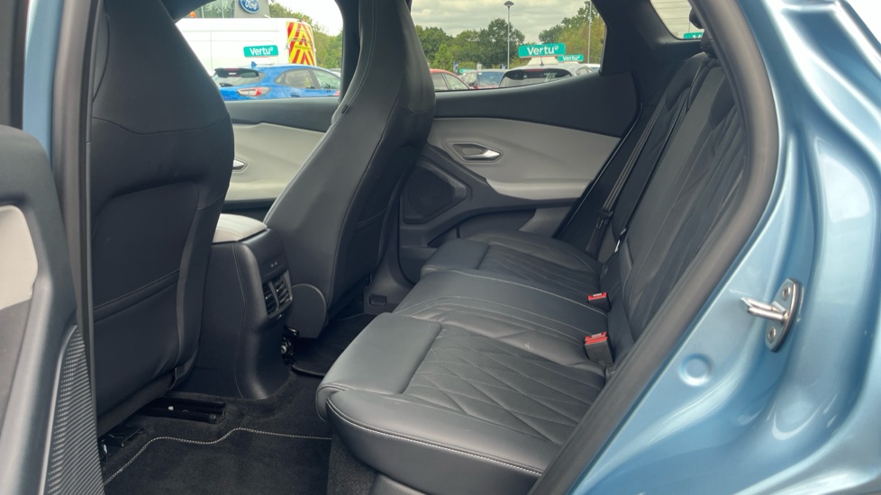 Ford Explorer 210kW Premium 77kWh 5dr Auto Electric Estate - Image 16