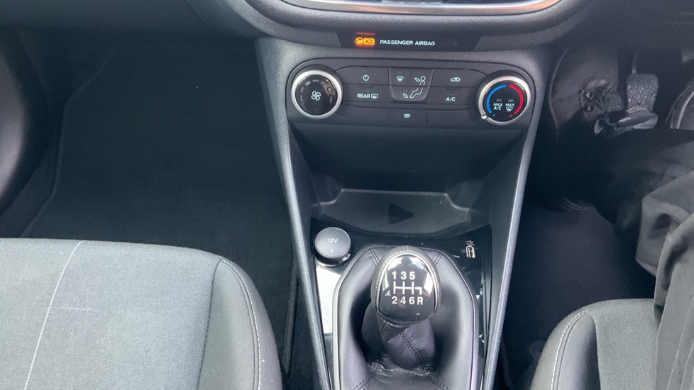 Ford Fiesta 1.0 EcoBoost 95 Trend 5dr Petrol Hatchback - Image 37