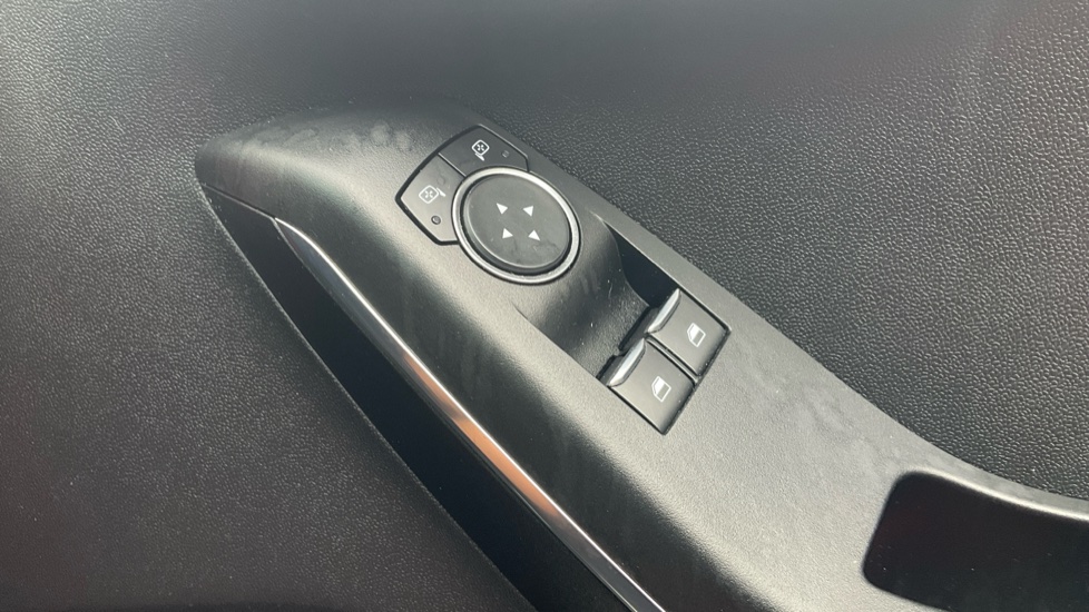 Ford Fiesta 1.0 EcoBoost 125 ST-Line 5dr Petrol Hatchback - Image 29
