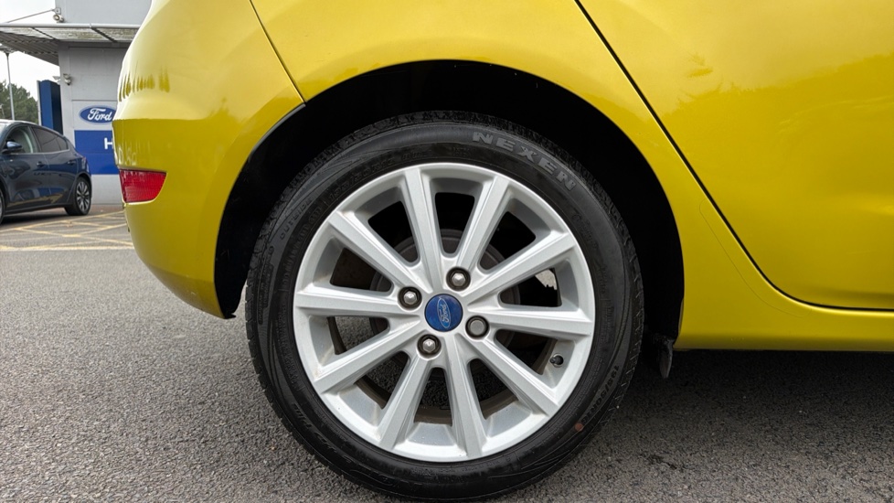 Ford Fiesta 1.0 EcoBoost Titanium 5dr Petrol Hatchback - Image 7