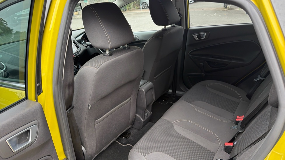 Ford Fiesta 1.0 EcoBoost Titanium 5dr Petrol Hatchback - Image 16