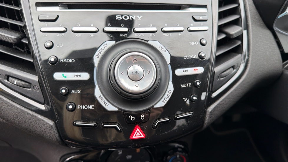 Ford Fiesta 1.0 EcoBoost Titanium 5dr Petrol Hatchback - Image 23