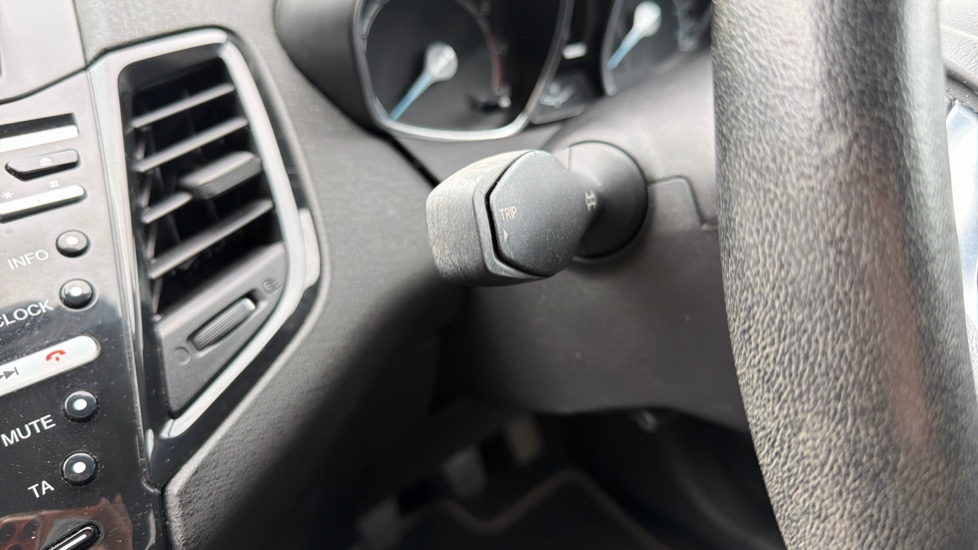 Ford Fiesta 1.0 EcoBoost Titanium 5dr Petrol Hatchback - Image 24