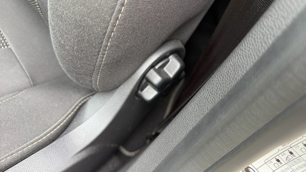 Ford Fiesta 1.0 EcoBoost Titanium 5dr Petrol Hatchback - Image 28