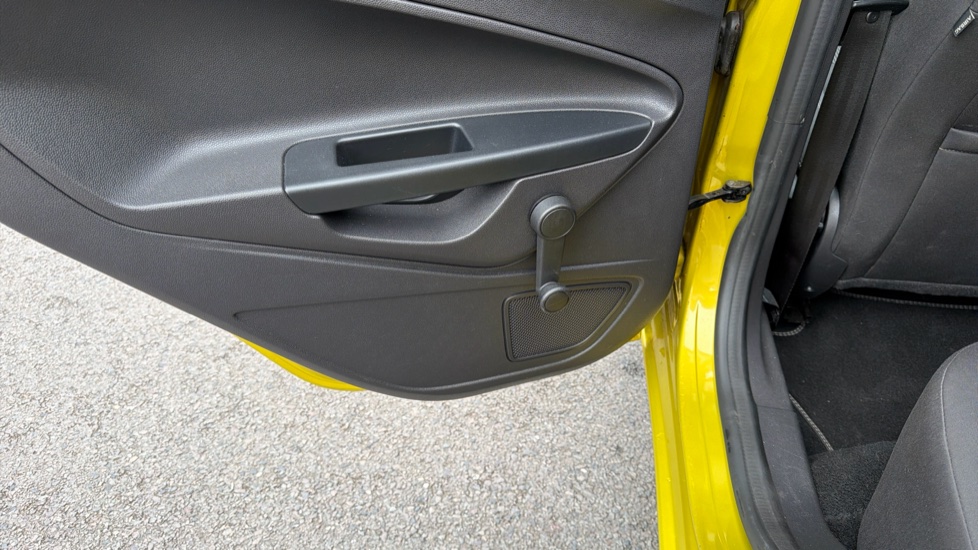Ford Fiesta 1.0 EcoBoost Titanium 5dr Petrol Hatchback - Image 29
