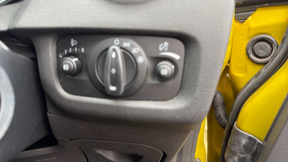 Ford Fiesta 1.0 EcoBoost Titanium 5dr Petrol Hatchback - Image 36