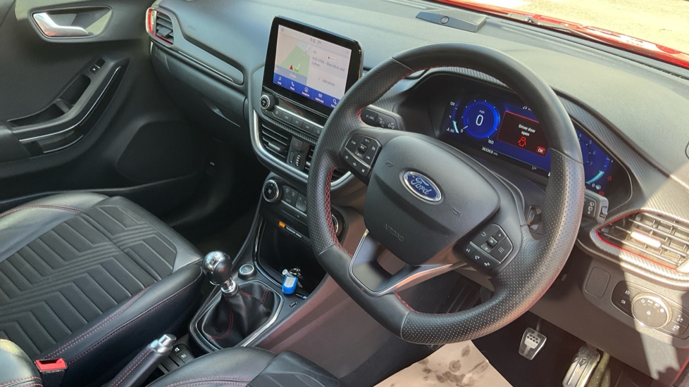 Ford Puma 1.0 EcoBoost Hybrid mHEV ST-Line X 5dr Petrol Hatchback - Image 11