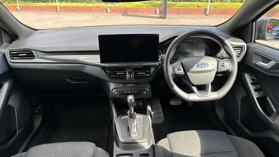 Ford Focus 1.0 EcoBoost Hybrid mHEV 155 ST-Line 5dr Auto Petrol Estate - Image 10