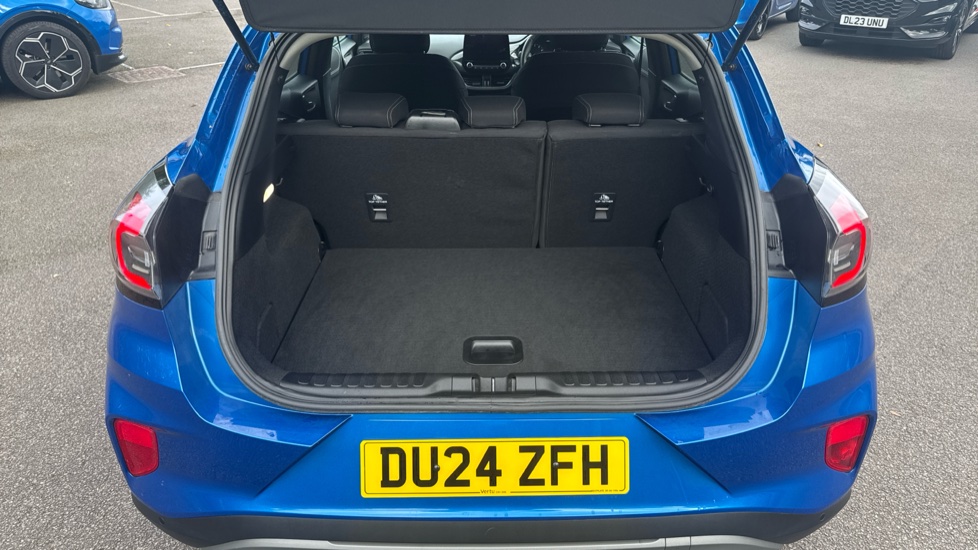 Ford Puma 1.0 EcoBoost Hybrid mHEV Titanium 5dr Petrol Hatchback - Image 4