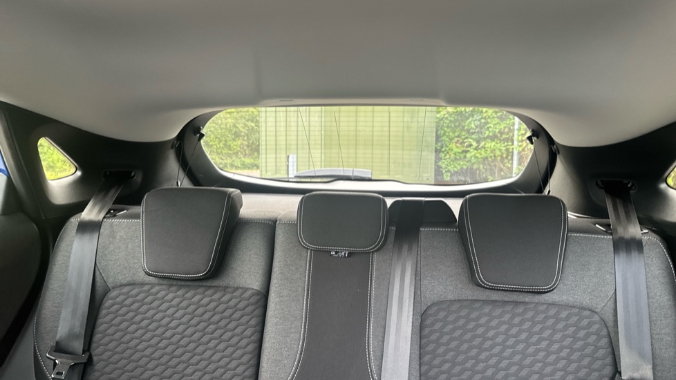Ford Puma 1.0 EcoBoost Hybrid mHEV Titanium 5dr Petrol Hatchback - Image 15