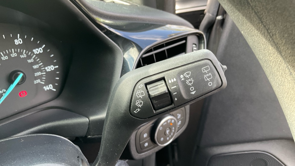 Ford Fiesta 1.0 EcoBoost Trend 5dr Petrol Hatchback - Image 34