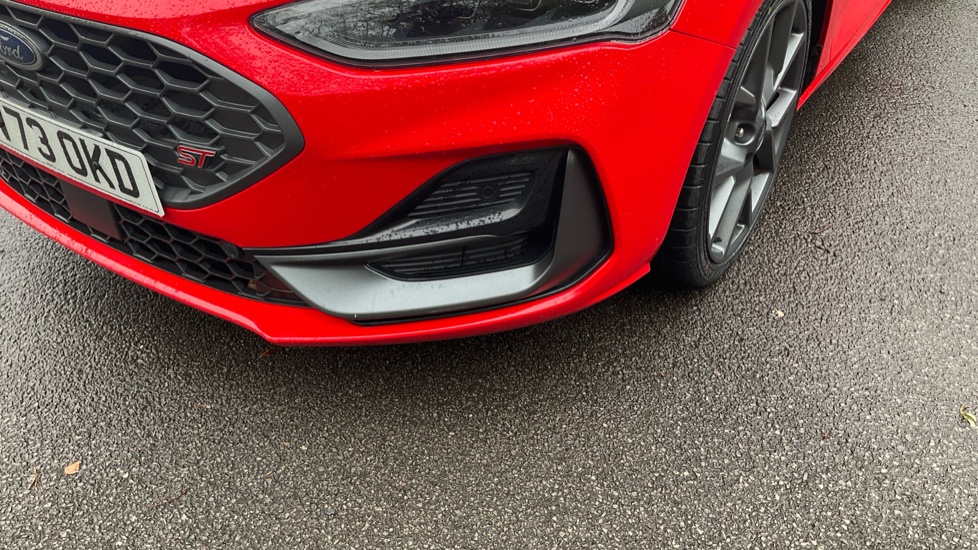 Ford Focus ST 2.3 EcoBoost ST 5dr Petrol Hatchback - Image 22