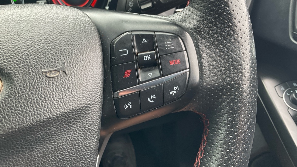 Ford Focus ST 2.3 EcoBoost ST 5dr Petrol Hatchback - Image 30