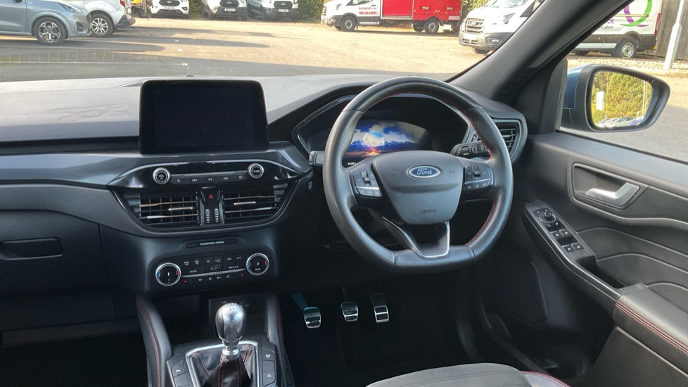 Ford Kuga 1.5 EcoBoost 150 ST-Line Edition 5dr Petrol Estate - Image 10