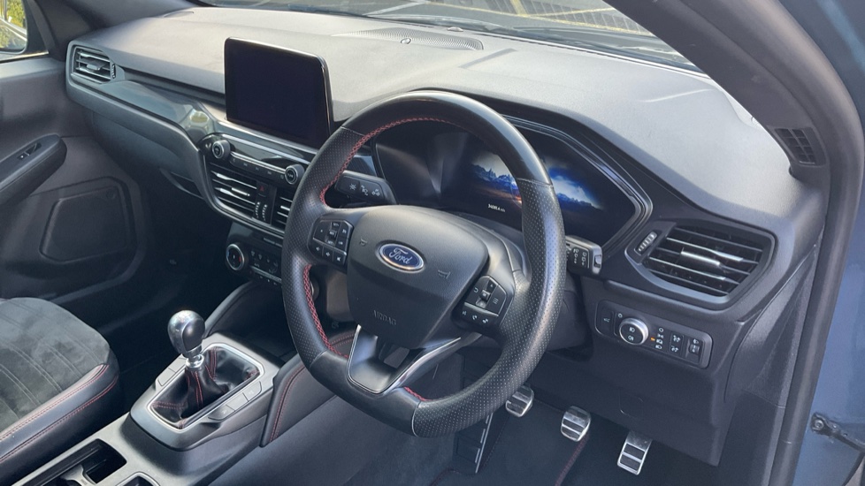 Ford Kuga 1.5 EcoBoost 150 ST-Line Edition 5dr Petrol Estate - Image 11