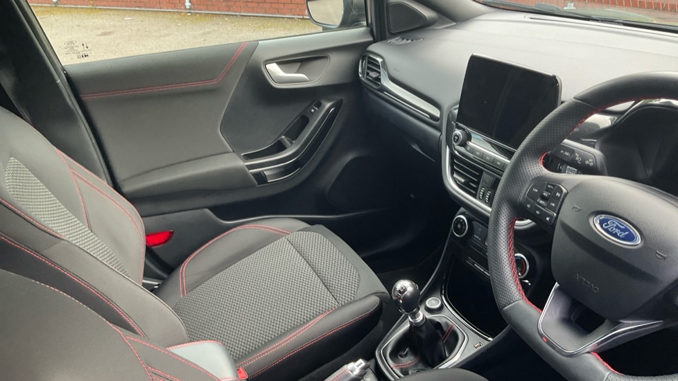 Ford Puma 1.0 EcoBoost Hybrid mHEV ST-Line 5dr Petrol Hatchback - Image 14