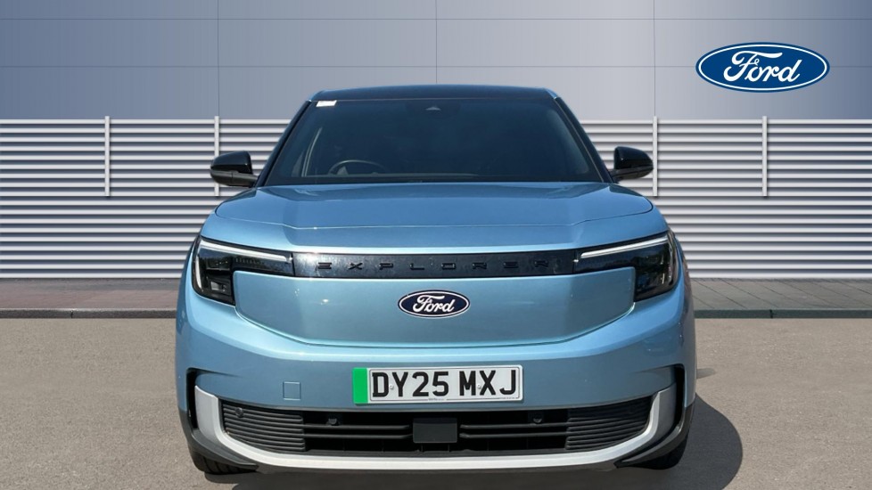 Ford Explorer 125kW Premium 52kWh 5dr Auto Electric Estate - Image 3