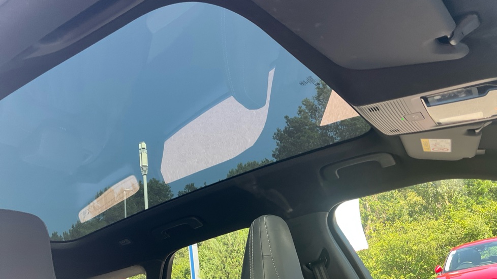 Ford Explorer 125kW Premium 52kWh 5dr Auto Electric Estate - Image 37