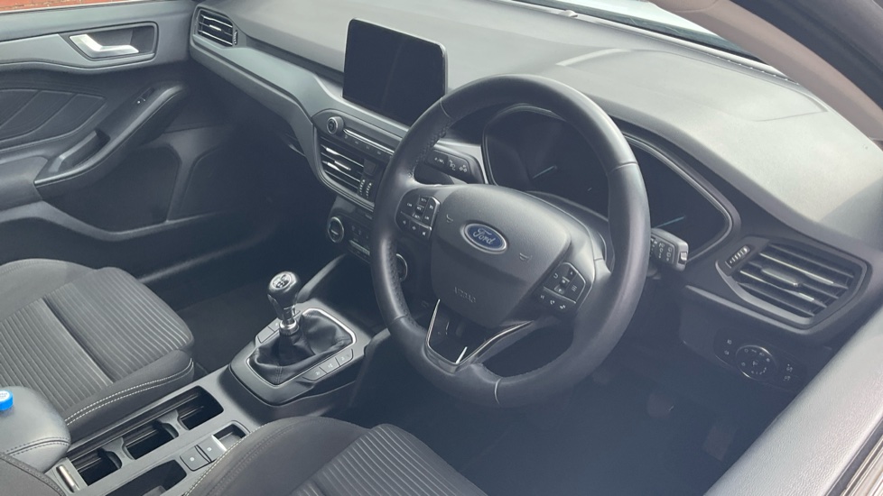 Ford Focus 1.0 EcoBoost Titanium Style 5dr Petrol Hatchback - Image 11