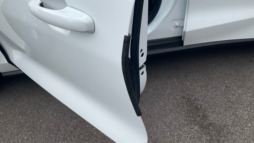Ford Focus 1.0 EcoBoost Titanium Style 5dr Petrol Hatchback - Image 29