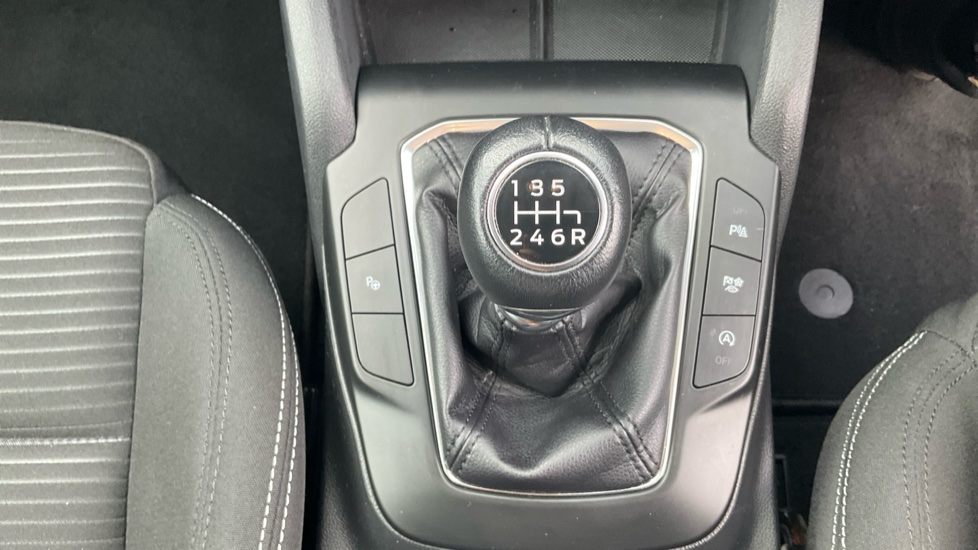 Ford Focus 1.0 EcoBoost Titanium Style 5dr Petrol Hatchback - Image 36