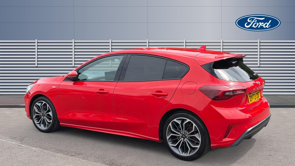 Ford Focus 1.0 EcoBoost Hybrid mHEV 155 ST-Line X 5dr Auto Petrol Hatchback - Image 2
