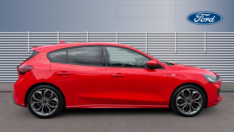 Ford Focus 1.0 EcoBoost Hybrid mHEV 155 ST-Line X 5dr Auto Petrol Hatchback - Image 5
