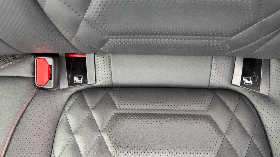 Ford Focus 1.0 EcoBoost Hybrid mHEV 155 ST-Line X 5dr Auto Petrol Hatchback - Image 17