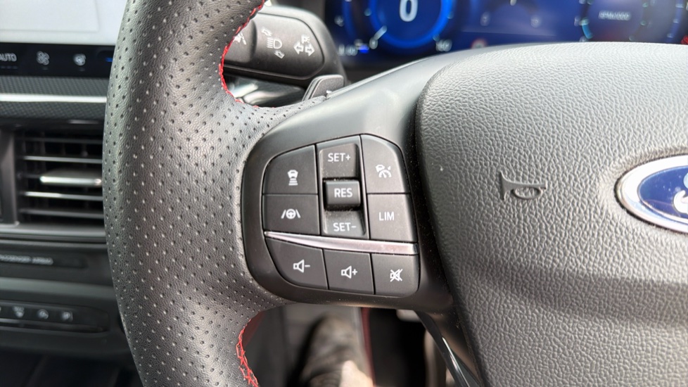 Ford Focus 1.0 EcoBoost Hybrid mHEV 155 ST-Line X 5dr Auto Petrol Hatchback - Image 20