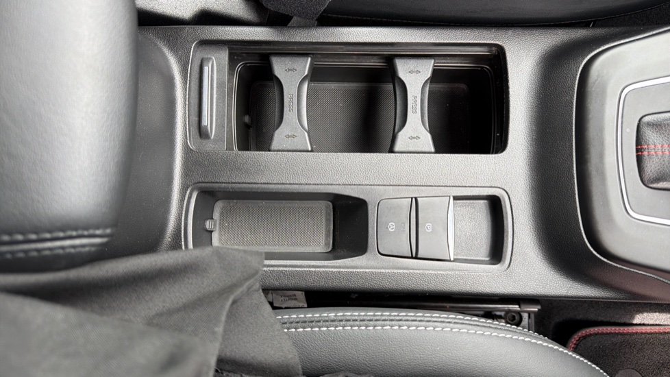 Ford Focus 1.0 EcoBoost Hybrid mHEV 155 ST-Line X 5dr Auto Petrol Hatchback - Image 23