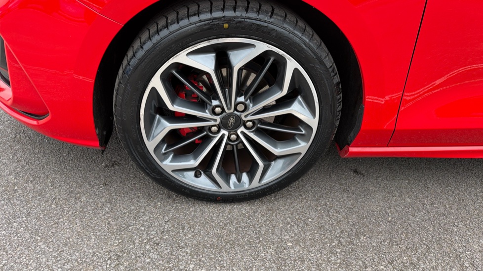 Ford Focus 1.0 EcoBoost Hybrid mHEV 155 ST-Line X 5dr Auto Petrol Hatchback - Image 30