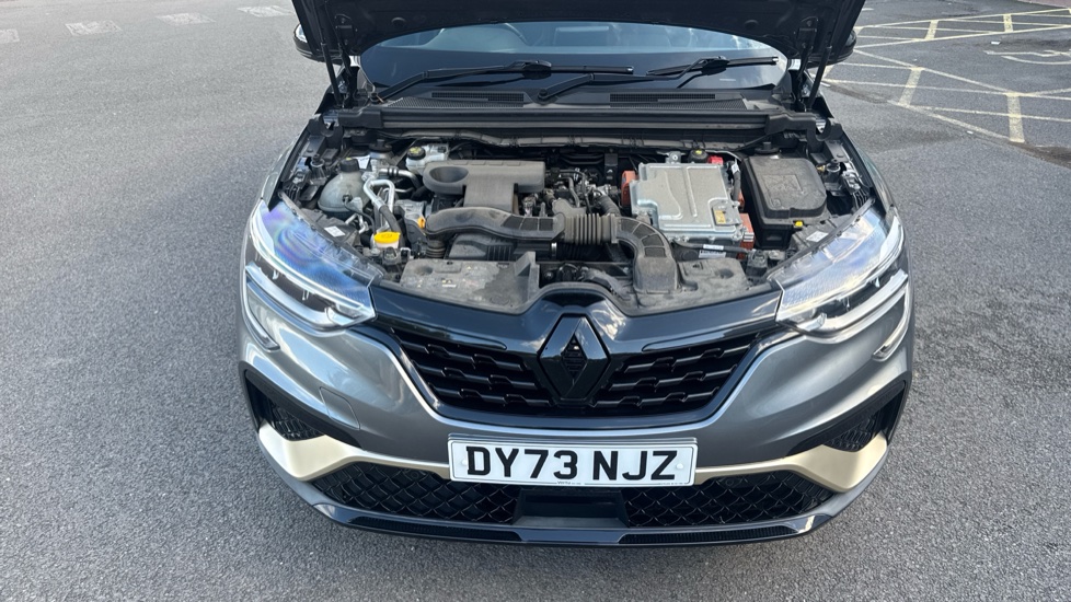 Renault Arkana 1.6 E-Tech full hybrid 145 Engineered 5dr Auto Hybrid Estate - Image 8
