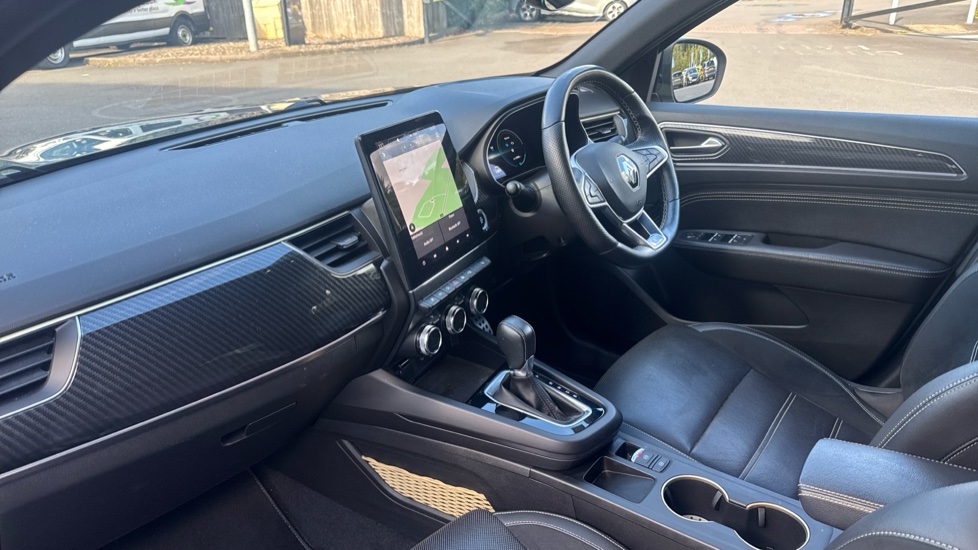 Renault Arkana 1.6 E-Tech full hybrid 145 Engineered 5dr Auto Hybrid Estate - Image 9