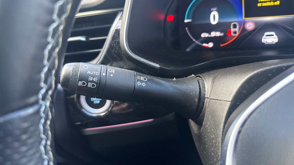 Renault Arkana 1.6 E-Tech full hybrid 145 Engineered 5dr Auto Hybrid Estate - Image 25