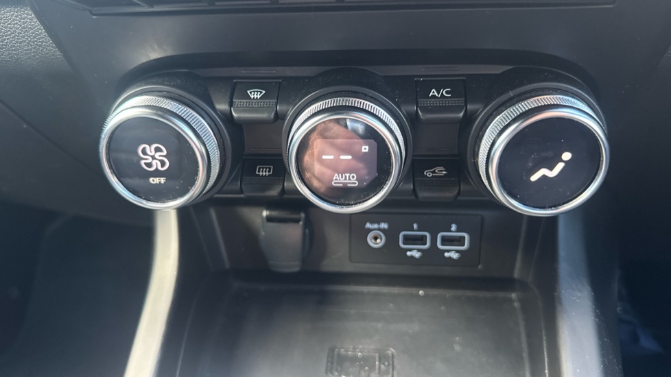 Renault Arkana 1.6 E-Tech full hybrid 145 Engineered 5dr Auto Hybrid Estate - Image 28