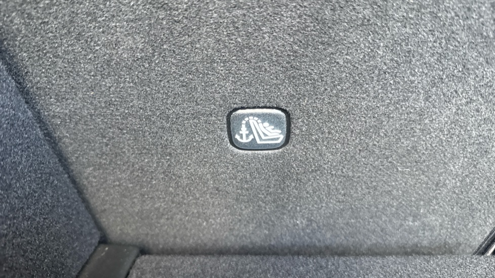 Renault Arkana 1.6 E-Tech full hybrid 145 Engineered 5dr Auto Hybrid Estate - Image 43