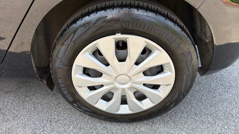 Ford Fiesta 1.0 EcoBoost Trend 5dr Petrol Hatchback - Image 22