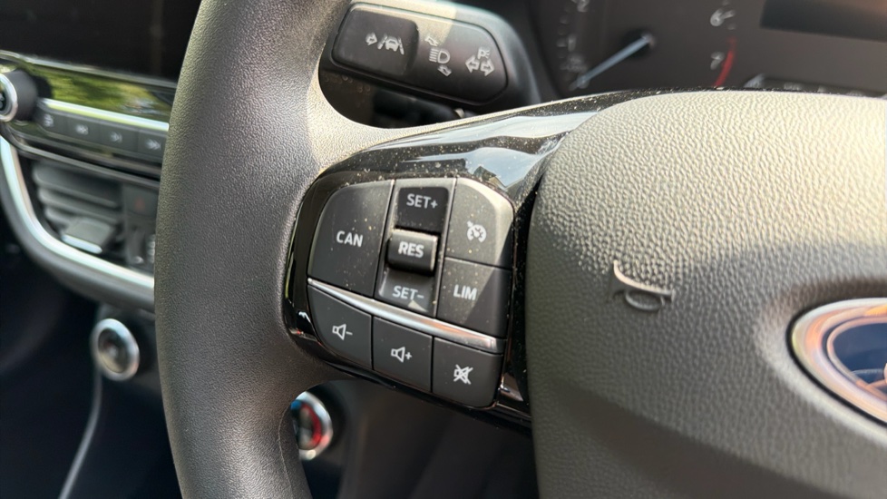 Ford Fiesta 1.0 EcoBoost Trend 5dr Petrol Hatchback - Image 26