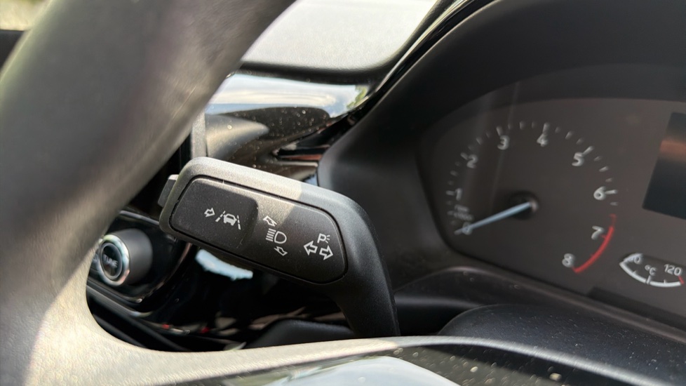 Ford Fiesta 1.0 EcoBoost Trend 5dr Petrol Hatchback - Image 27