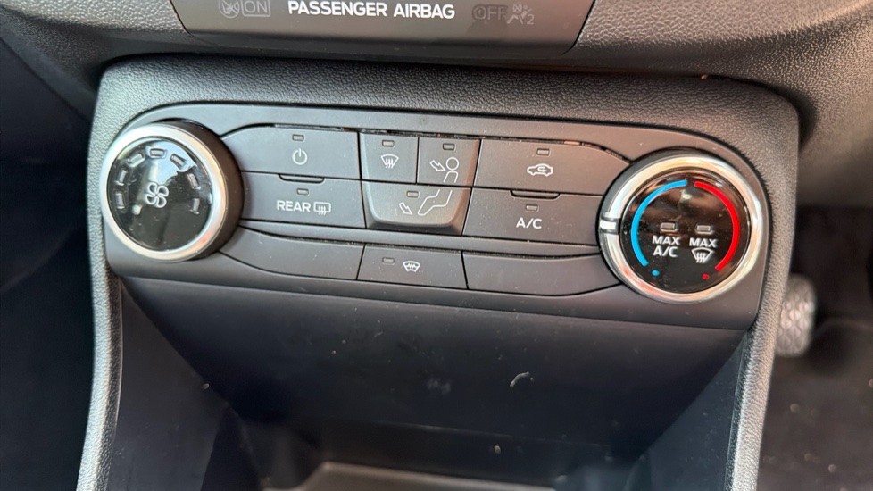 Ford Fiesta 1.0 EcoBoost Trend 5dr Petrol Hatchback - Image 29