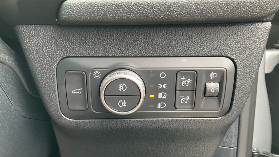Ford Kuga 2.0 EcoBlue 190 ST-Line X Edition 5dr Auto AWD Diesel Estate - Image 34
