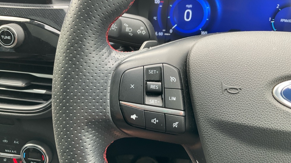 Ford Kuga 2.0 EcoBlue 190 ST-Line X Edition 5dr Auto AWD Diesel Estate - Image 38