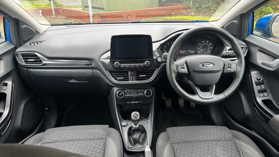 Ford Puma 1.0 EcoBoost Hybrid mHEV Titanium 5dr Petrol Hatchback - Image 10