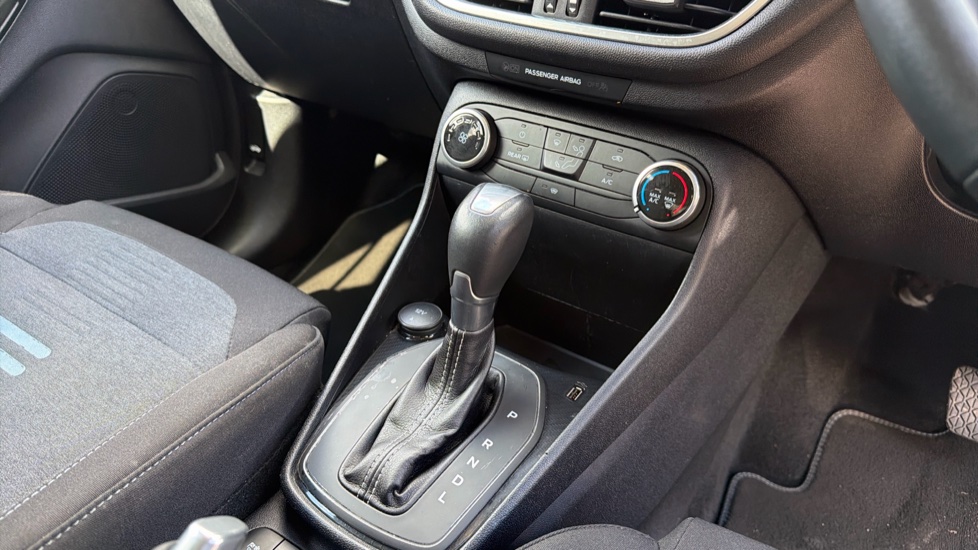 Ford Fiesta 1.0 EcoBoost Hybrid mHEV 125 Active 5dr Auto Petrol Hatchback - Image 13
