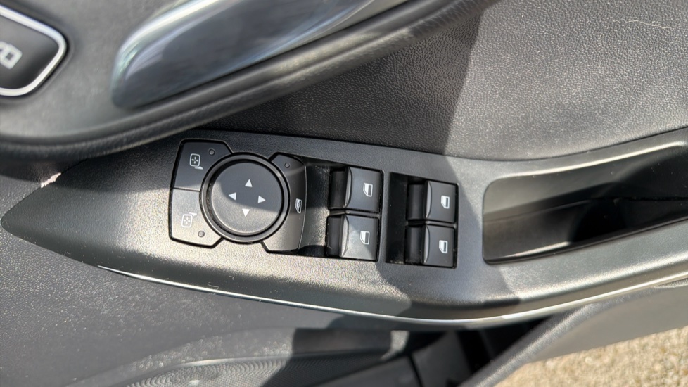 Ford Fiesta 1.0 EcoBoost Hybrid mHEV 125 Active 5dr Auto Petrol Hatchback - Image 22
