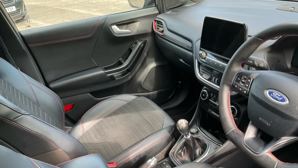 Ford Puma 1.0 EcoBoost Hybrid mHEV ST-Line X 5dr Petrol Hatchback - Image 14